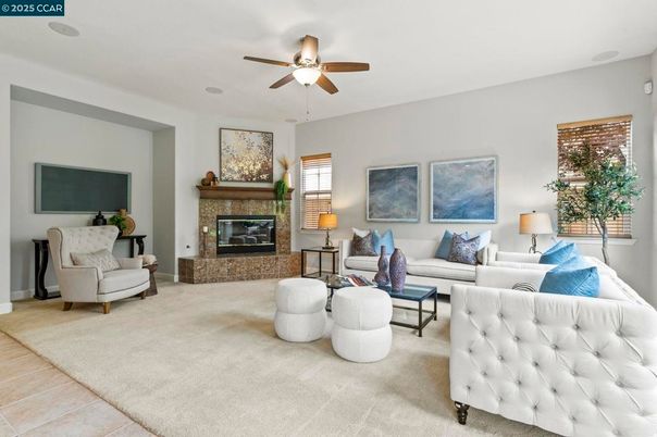 Fireplace, Interior, Living room