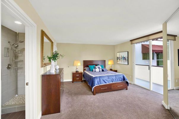 Bathroom, Bedroom, Glass Shower, Interior, Recessed Lighting