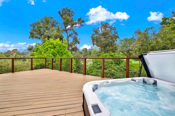 Exterior, Hot Tub