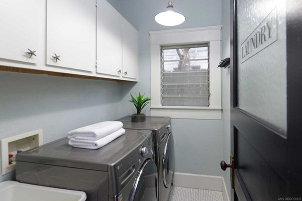 Interior, Washer