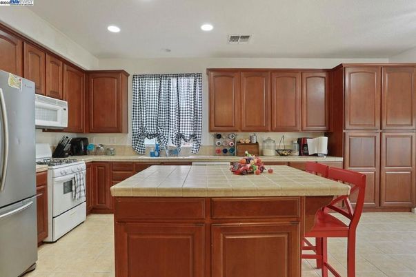 Interior, Kitchen, Recessed Lighting, Tile Countertops