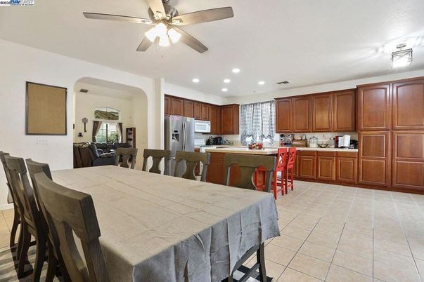 Dining room, Interior, Kitchen, Recessed Lighting