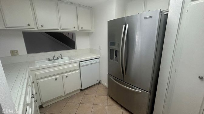Interior, Kitchen, Tile Countertops
