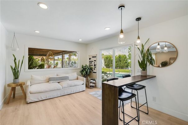 Interior, Pendant Lights, Recessed Lighting, Wood Texture Flooring