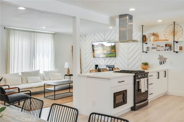 Interior, Kitchen, Living room, Recessed Lighting, Wood Texture Flooring