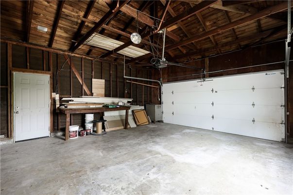 Garage, Interior, Wooden Beams, Wooden Ceilings