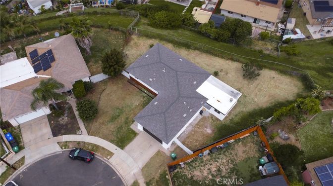 Exterior, Drone