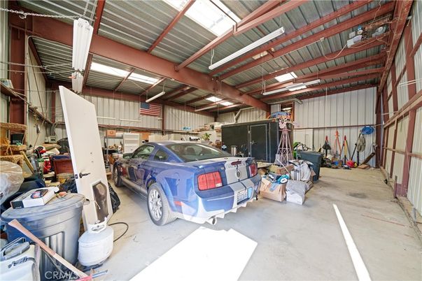 Garage, Interior