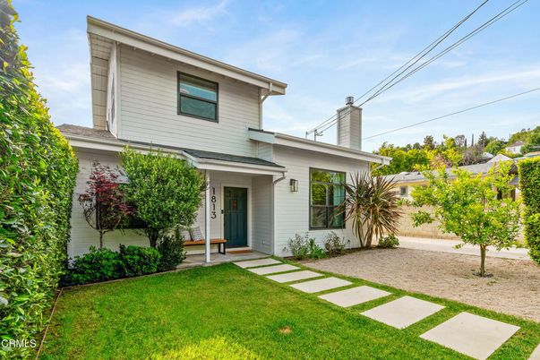 Backyard, Exterior, Facade, American Foursquare