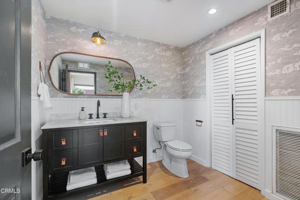 Bathroom, Interior, Recessed Lighting, Wood Texture Flooring