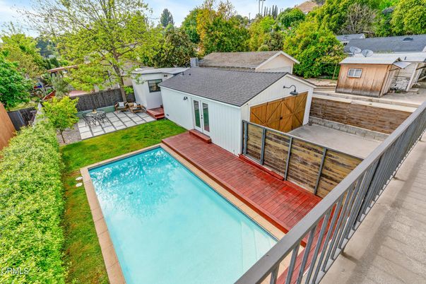 Exterior, Pool