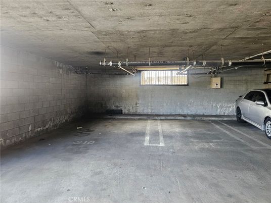 Garage, Interior, Stone Walls