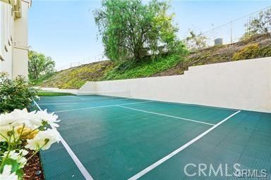 Exterior, Tennis Courts
