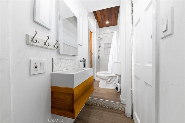 Bathroom, Interior, Recessed Lighting, Wooden Ceilings, Wood Texture Flooring