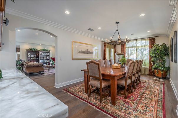 Chandelier, Dining room, Interior, Recessed Lighting, Wood Texture Flooring