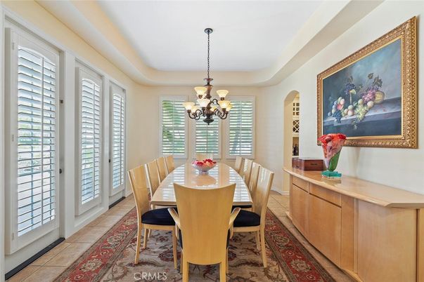 Chandelier, Dining room, Interior