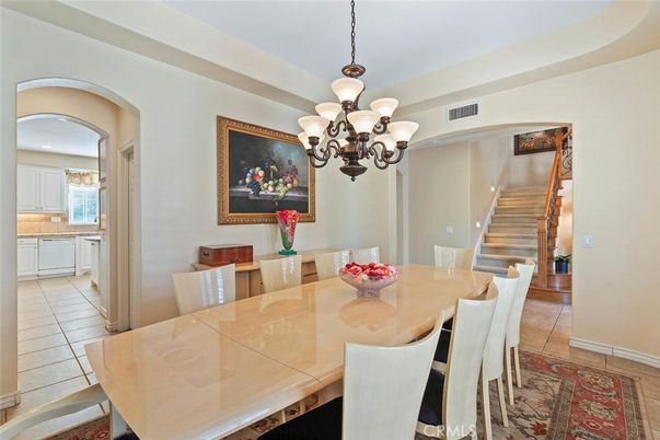 Chandelier, Dining room, Interior, Kitchen