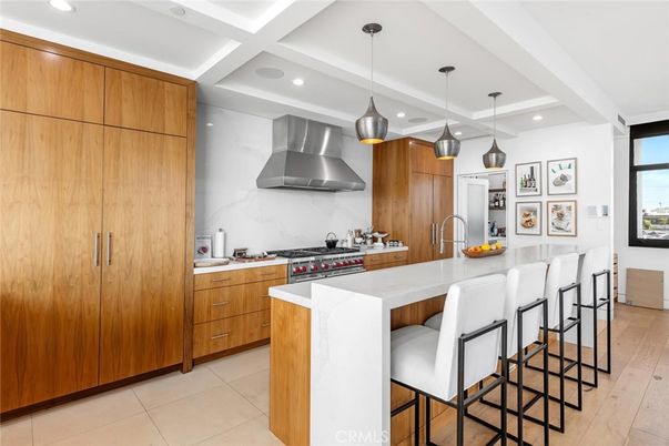 Interior, Kitchen, Pendant Lights, Recessed Lighting, Stainless Steel Appliances