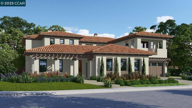 Attached, Exterior, Facade, Mediterranean