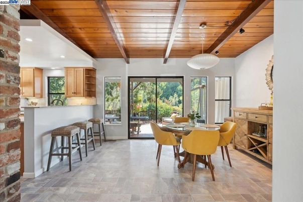 Dining room, Interior, Recessed Lighting, Wooden Beams, Wooden Ceilings