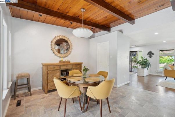 Dining room, Interior, Recessed Lighting, Wooden Beams, Wooden Ceilings