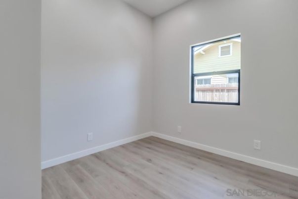 DE Listing image placeholder
