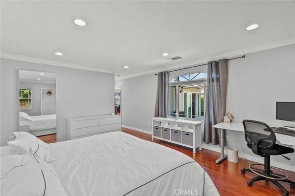 Bedroom, Home Office, Interior, Recessed Lighting, Wood Texture Flooring