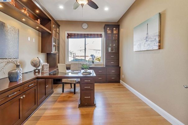 Home Office, Interior, Recessed Lighting, Wood Texture Flooring