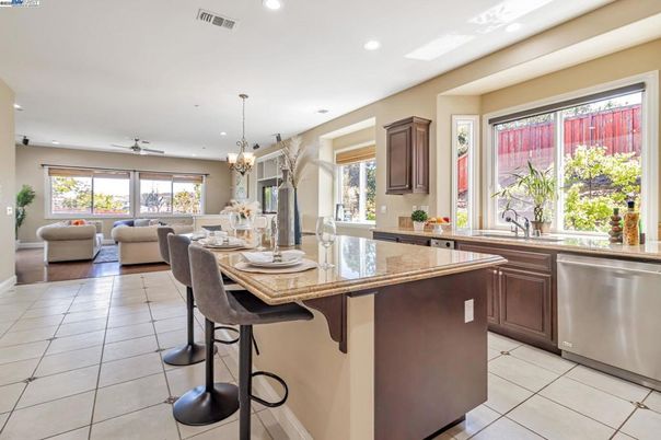 Chandelier, Dining room, Interior, Kitchen, Living room, Recessed Lighting, Stainless Steel Appliances