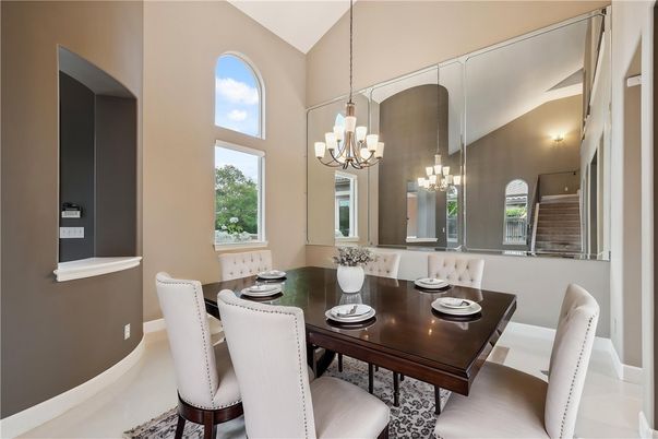 Chandelier, Dining room, Interior