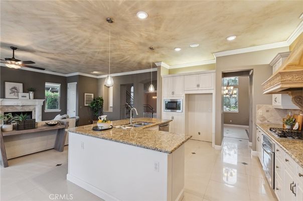 Dining room, Fireplace, Interior, Kitchen, Pendant Lights, Recessed Lighting