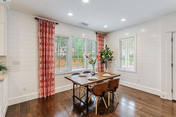 Dining room, Interior, Recessed Lighting, Wood Texture Flooring