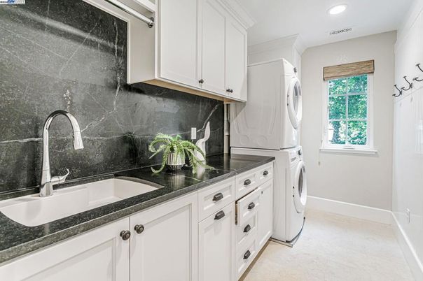 Interior, Recessed Lighting, Washer