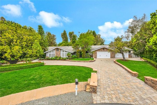 Attached, Backyard, Detached Garage, Exterior, Facade, Brick Facade, Ranch