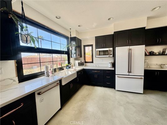 Interior, Kitchen, Pendant Lights, Recessed Lighting