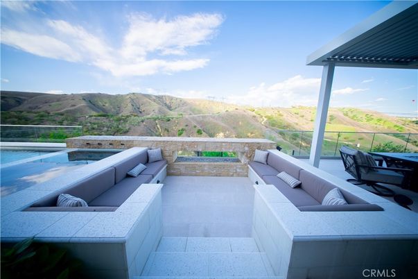 Exterior, Pool, Other