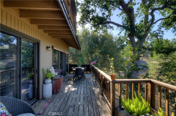 Exterior, Wood Texture Flooring