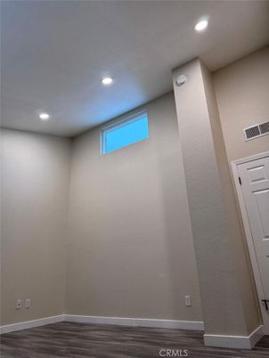 Empty room, Interior, Recessed Lighting