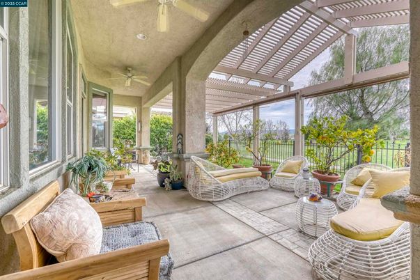 Exterior, Interior, Sun Room