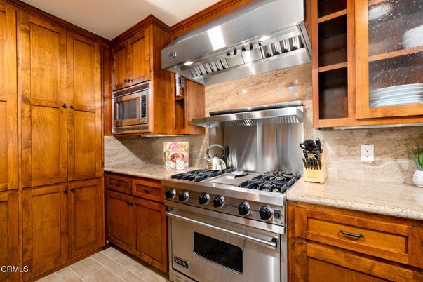 Interior, Kitchen, Stainless Steel Appliances