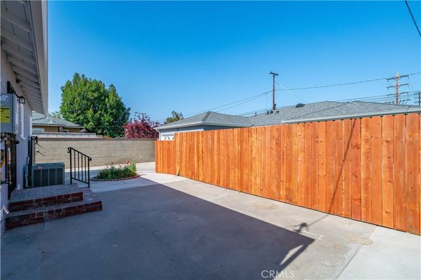 Backyard, Exterior
