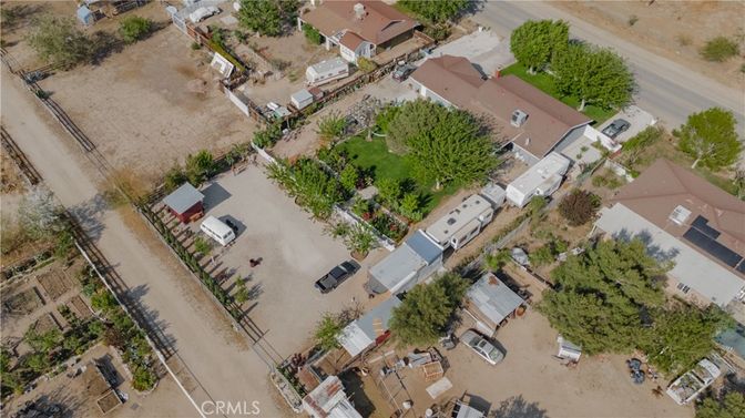 Exterior, Drone