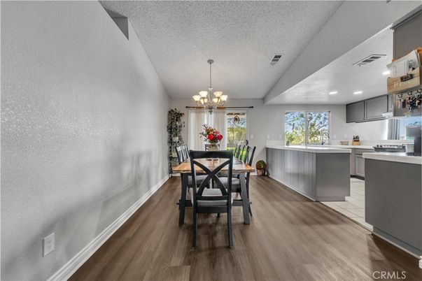 Chandelier, Dining room, Interior, Kitchen, Pendant Lights, Recessed Lighting, Wood Texture Flooring