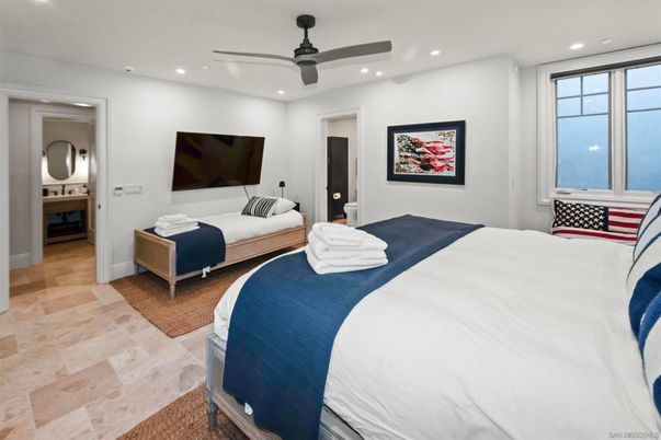 Bedroom, Interior, Recessed Lighting