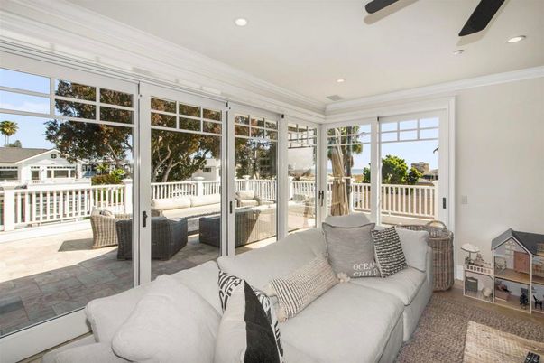 Interior, Living room, Recessed Lighting, Sun Room