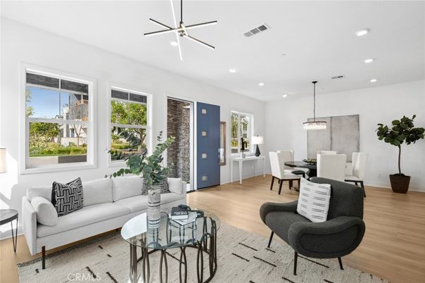 Dining room, Interior, Living room, Pendant Lights, Recessed Lighting, Wood Texture Flooring