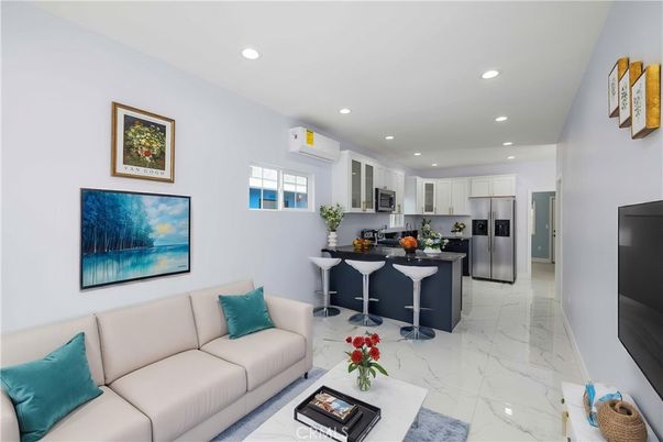 Interior, Kitchen, Living room, Marble, Recessed Lighting, Stainless Steel Appliances