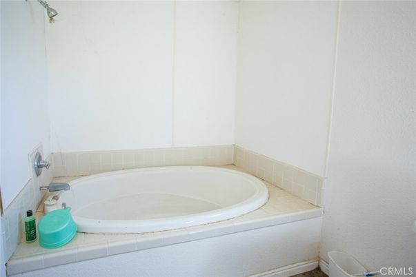 Bathroom, Interior, Tile Countertops