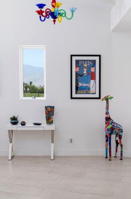Home Office, Interior