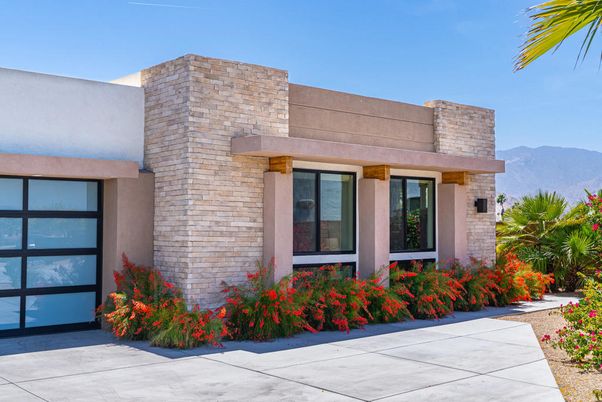 Exterior, Facade, Modern